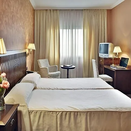 Ciudad Del Jerte Hotel 4*