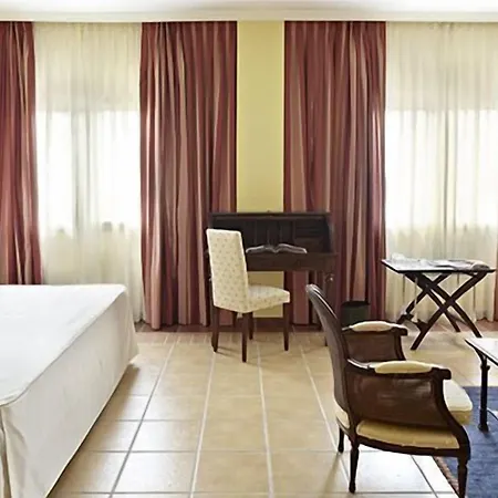 Ciudad Del Jerte Hotel 4*