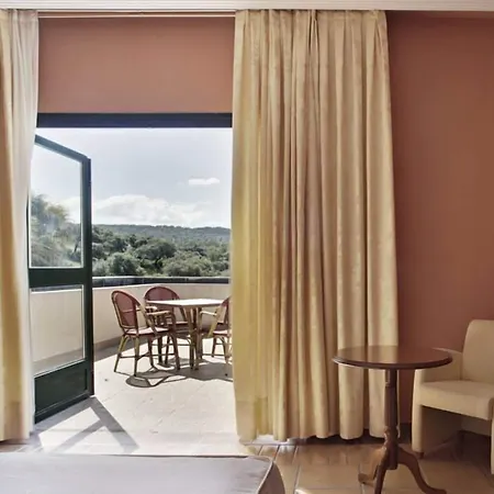 Ciudad Del Jerte Hotel 4*