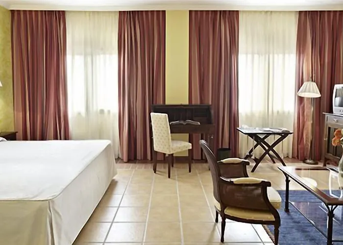 Ciudad Del Jerte Hotel 4*